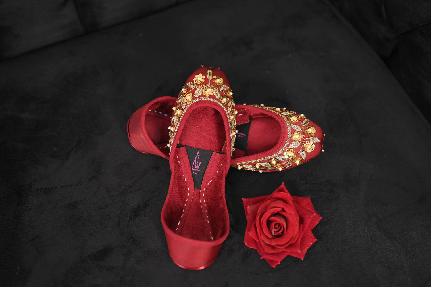 Red Maroon Khussa