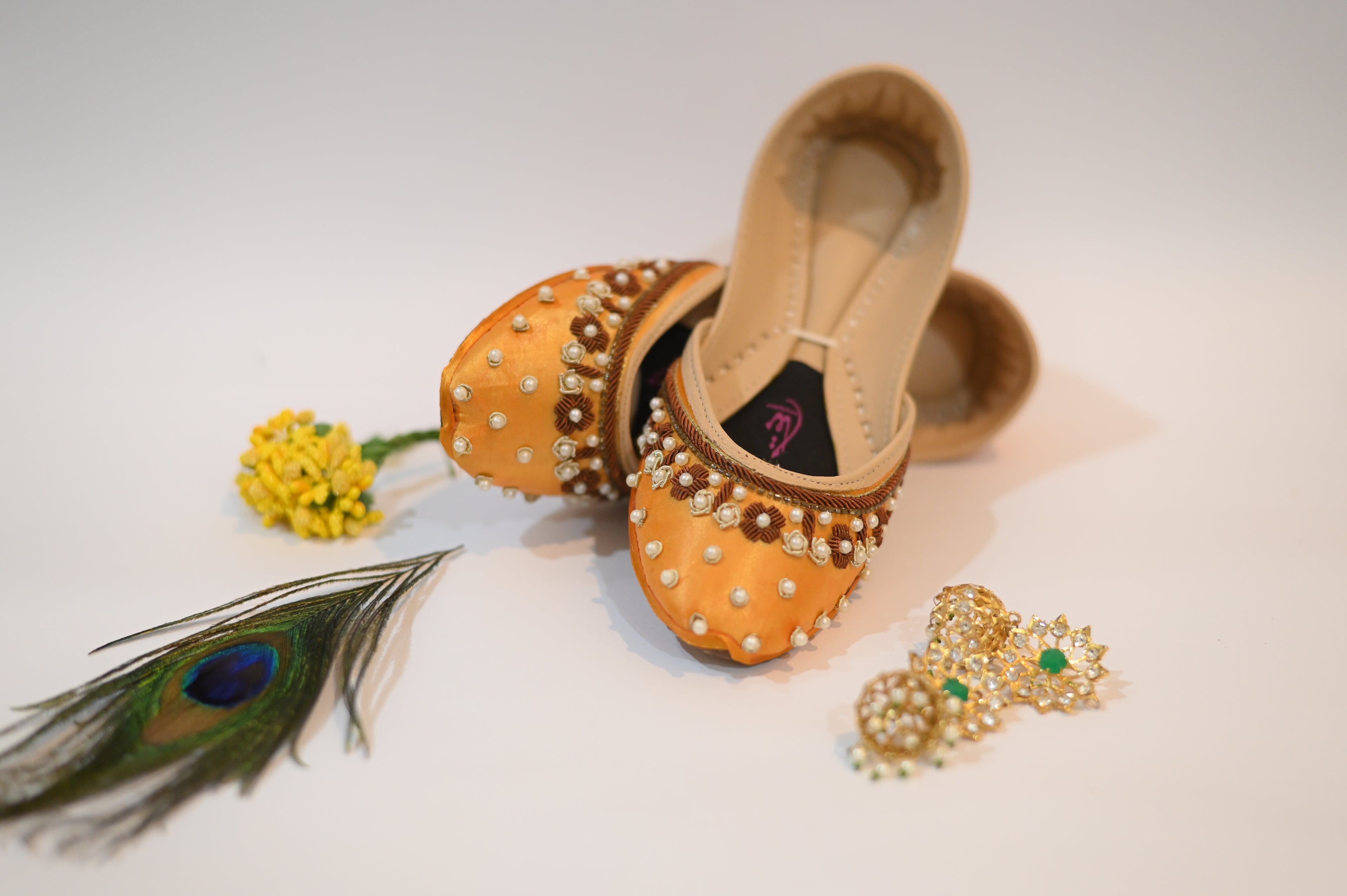 MQ/116:- Mehndi Raat
