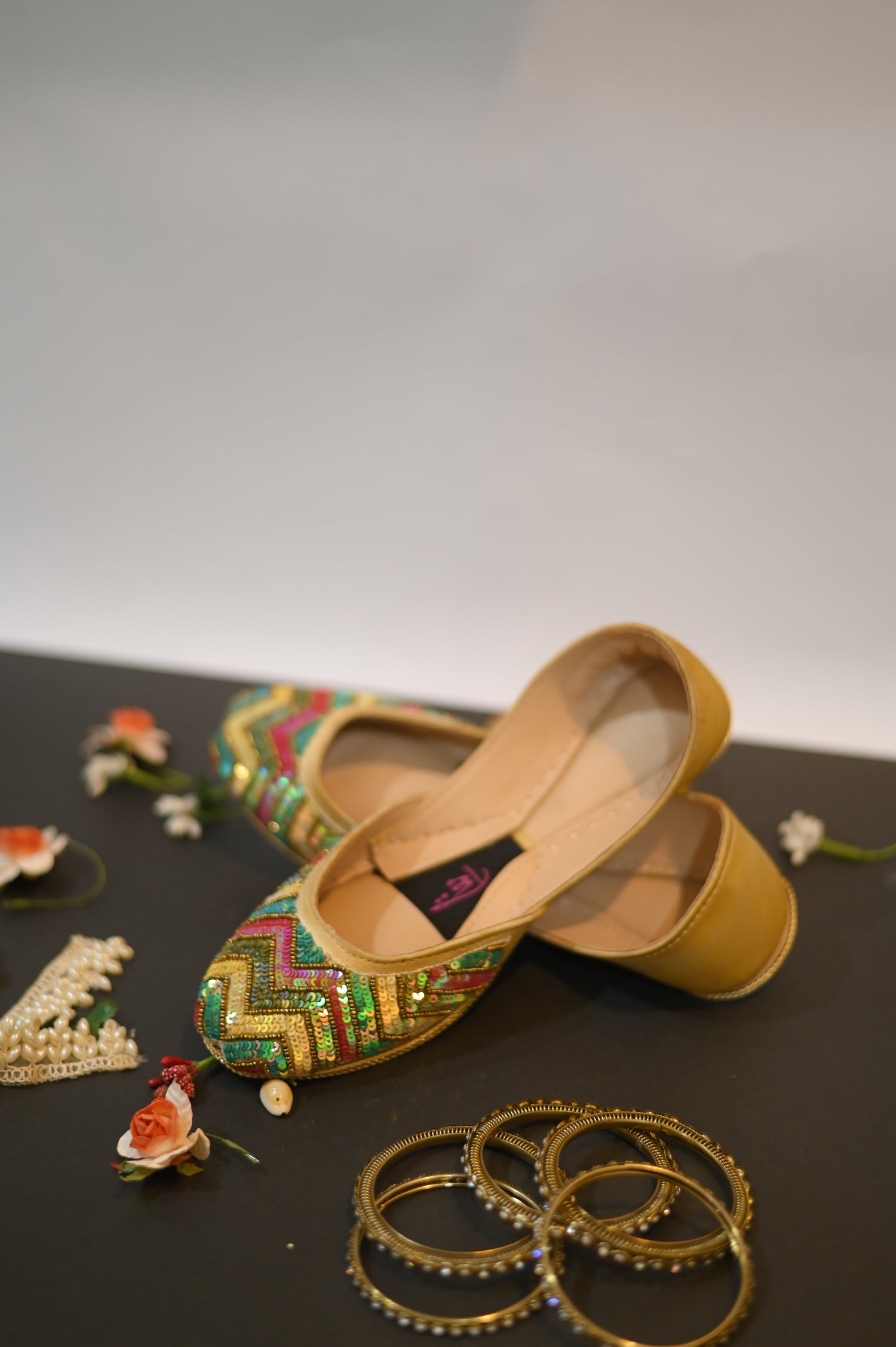 MQ/103:- Multi Sitara