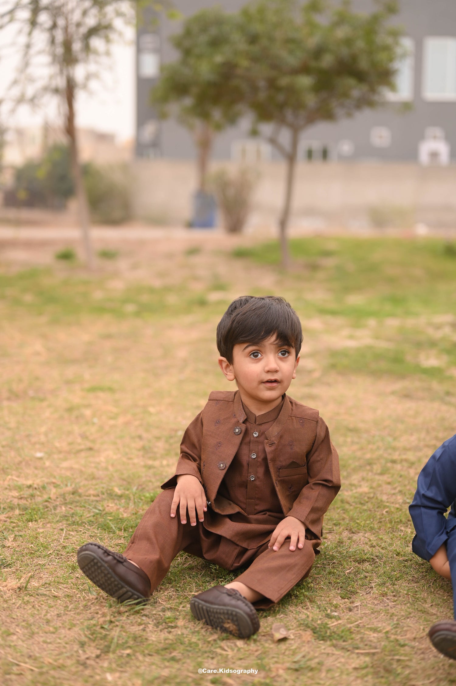 BROWN KIDS 3PC suit