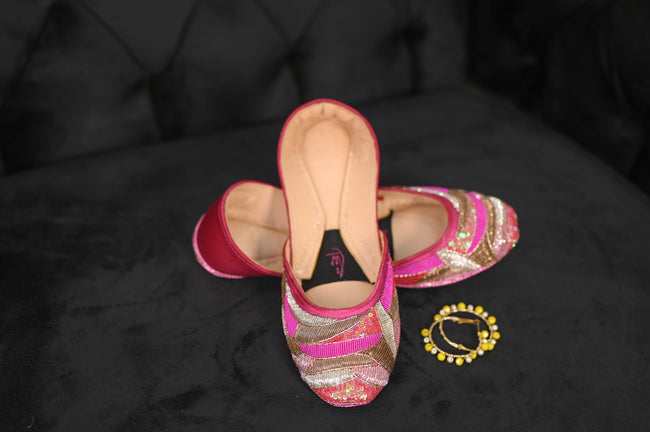 MQ/102:- ShockingPink Hover Image