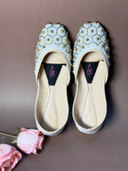 MQ/119:- Golden Glow