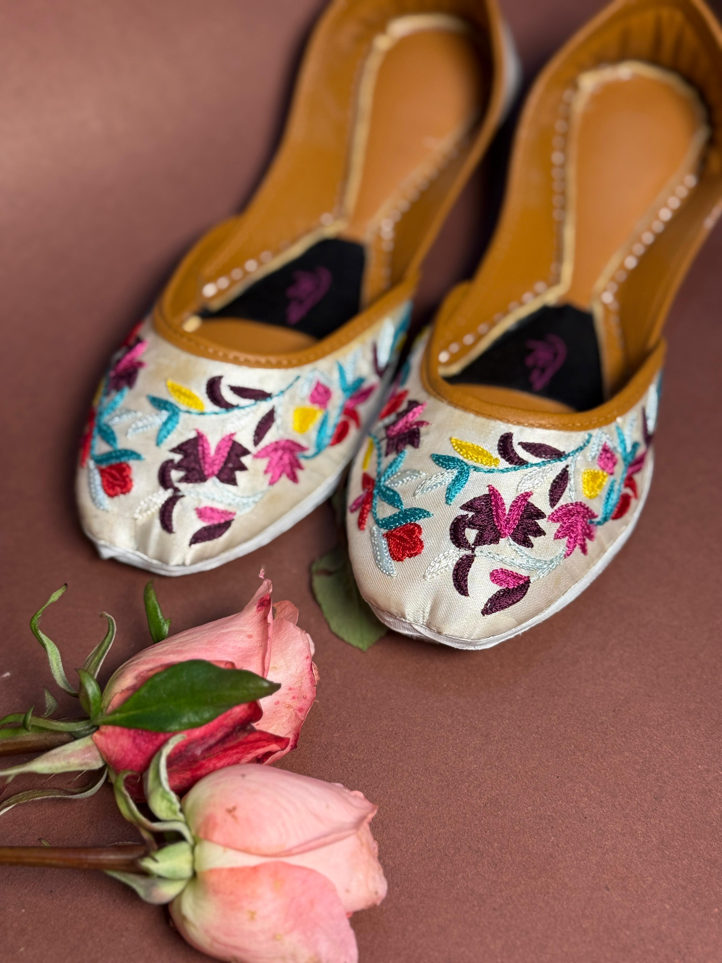 MQ/137:- Multi Embroidery