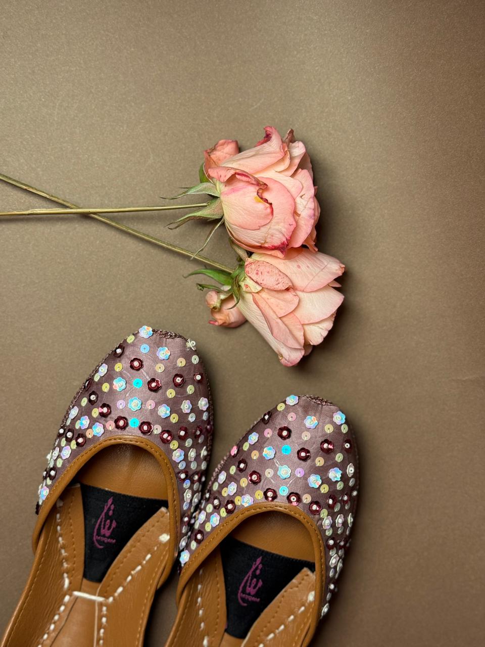MQ/126:- Dusky Rose