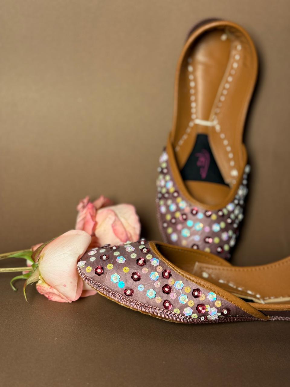 MQ/126:- Dusky Rose
