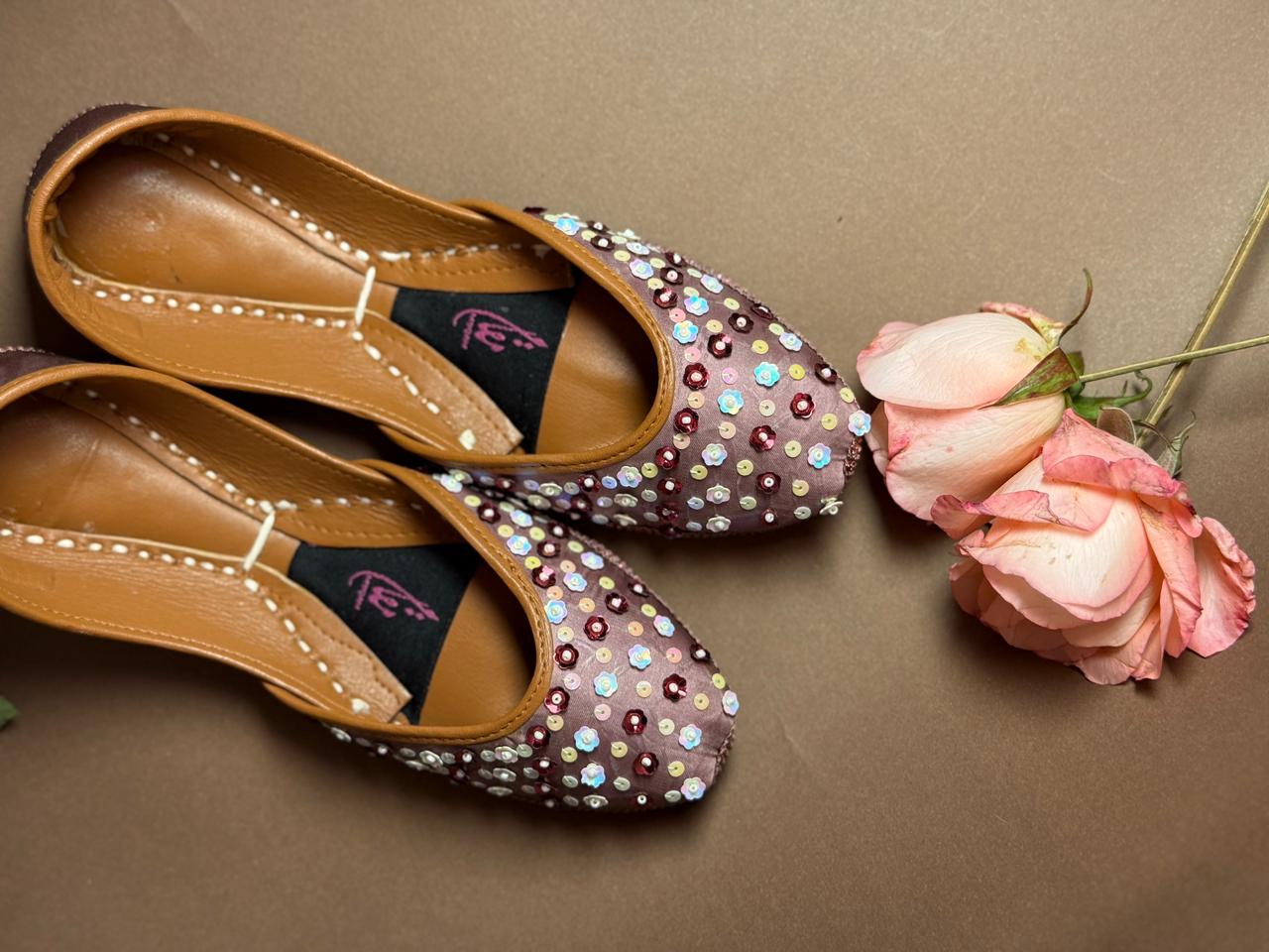MQ/126:- Dusky Rose