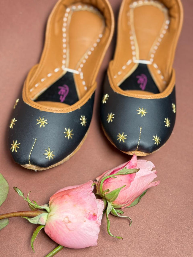 MQ/1401:- Zari Tilla Main Image