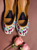 MQ/137:- Multi Embroidery